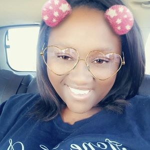 Meet your Posher, Lynn